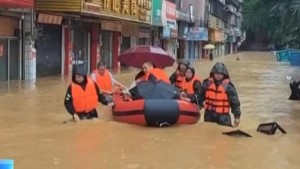 चीनमा बाढी, ५० हजारलाई सुरक्षित स्थानमा सारियो