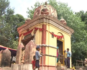 सिन्धुलीको आदिलिङ्ग कुशेश्वर महादेव मन्दिर परिसरमा ३३ जनाको उद्धारको आग्रह